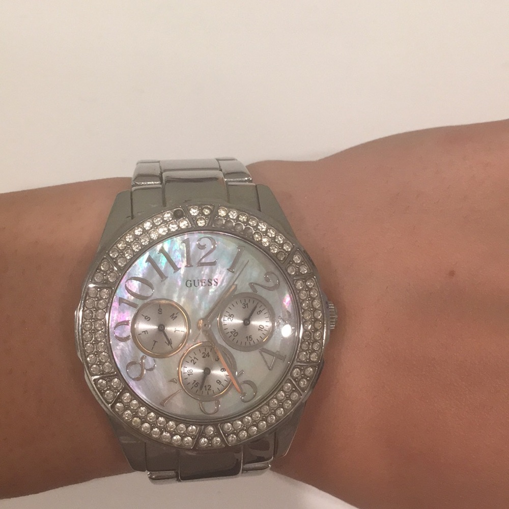 Guess Watch - Picture 5 of 5